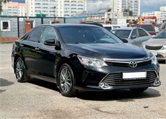 Toyota Camry 2.5 AT, 2017
